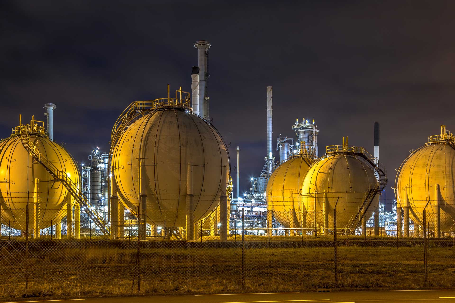Liquid Natural Gas Globe Containers